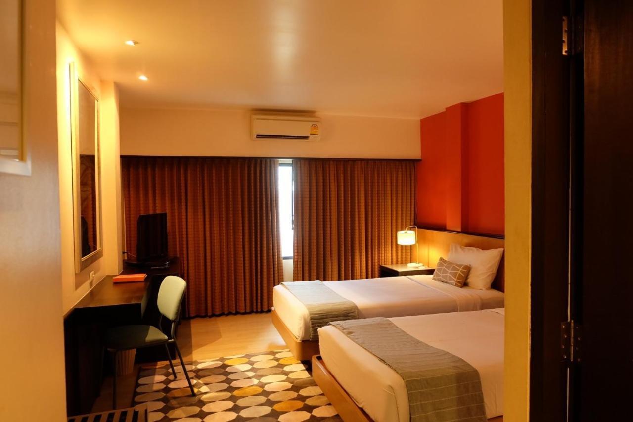 The Rose Bangkok Hotel Bagian luar foto